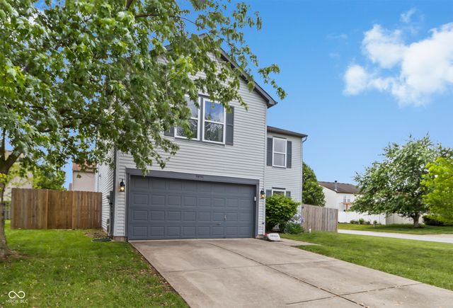 9891 Sapphire Berry Lane, Fishers, IN 46038