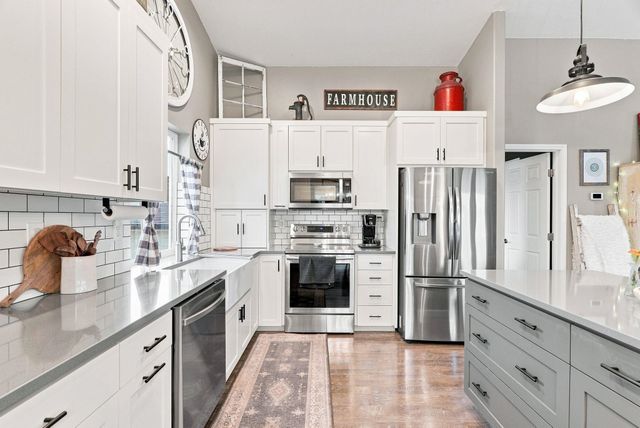 524 S Moore Ln, Spokane Valley, WA 99037