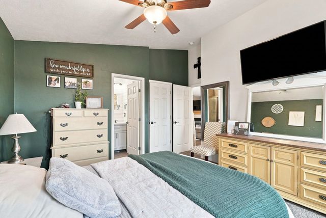 524 S Moore Ln, Spokane Valley, WA 99037