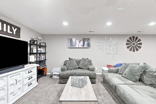 524 S Moore Ln, Spokane Valley, WA 99037