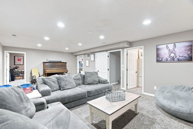 524 S Moore Ln, Spokane Valley, WA 99037