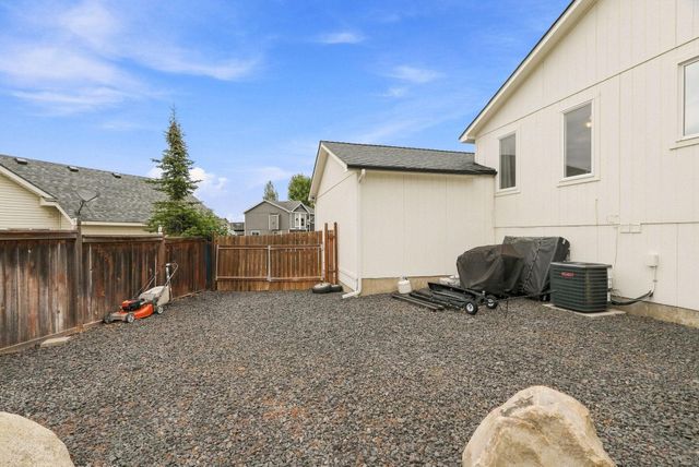 524 S Moore Ln, Spokane Valley, WA 99037
