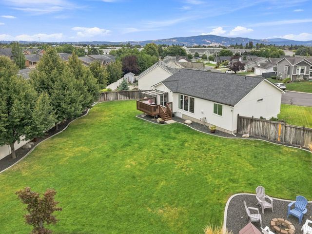 524 S Moore Ln, Spokane Valley, WA 99037
