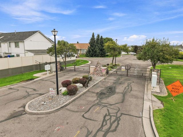 524 S Moore Ln, Spokane Valley, WA 99037