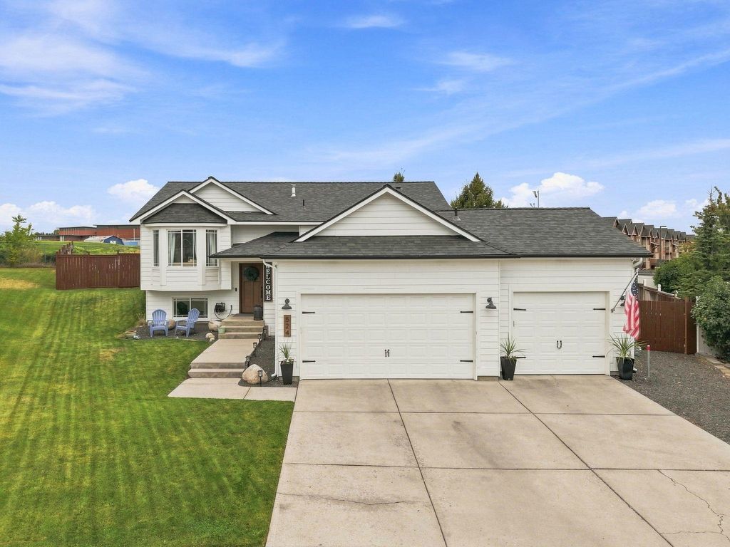 524 S Moore Ln, Spokane Valley, WA 99037