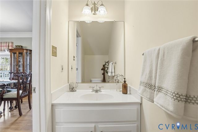 12325 Point Sunrise Ct, Midlothian, VA 23112