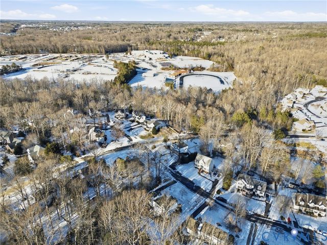 12325 Point Sunrise Ct, Midlothian, VA 23112