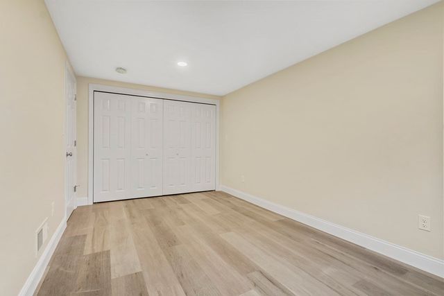 6 Dale St 6, Franklin, MA 02038