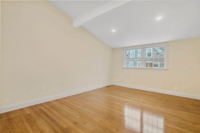 6 Dale St 6, Franklin, MA 02038