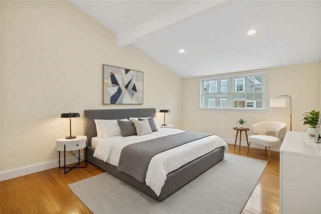 6 Dale St 6, Franklin, MA 02038