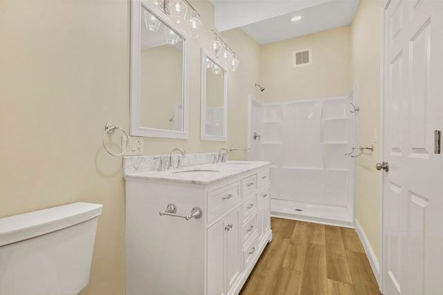 6 Dale St 6, Franklin, MA 02038