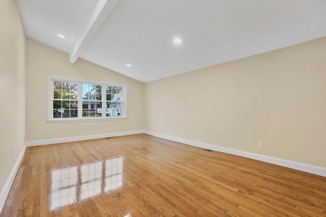 6 Dale St 6, Franklin, MA 02038