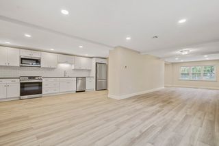 6 Dale St 6, Franklin, MA 02038