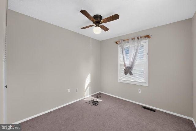 2074 LAKE GROVE LN, Crofton, MD 21114