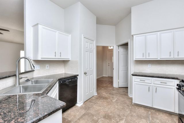 210 Village DR, Georgetown, TX 78628