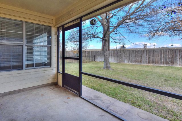 210 Village DR, Georgetown, TX 78628