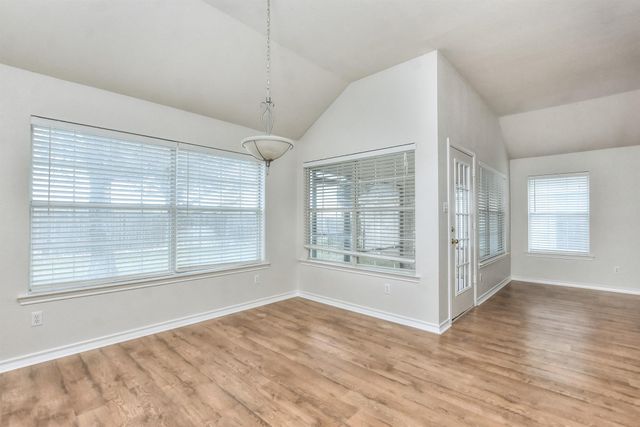 210 Village DR, Georgetown, TX 78628