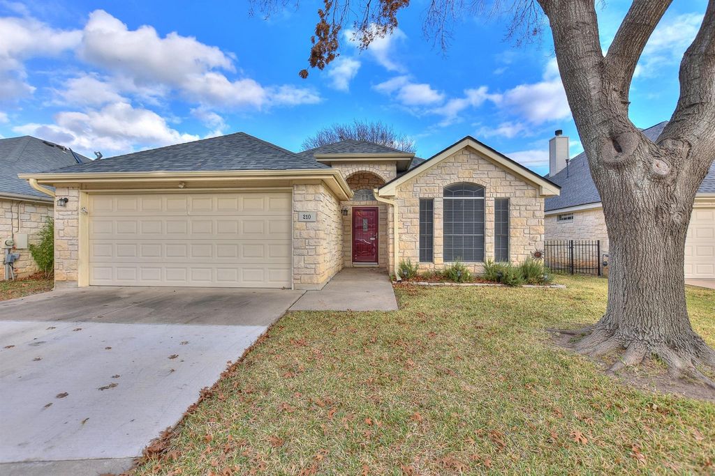 210 Village DR, Georgetown, TX 78628