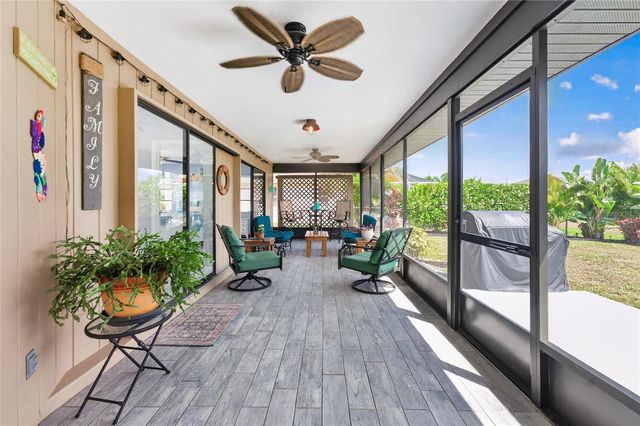 255 MARK TWAIN LANE, Rotonda West, FL 33947