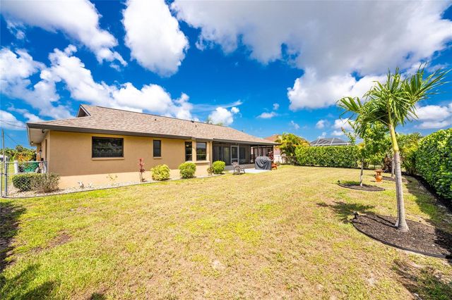 255 MARK TWAIN LANE, Rotonda West, FL 33947