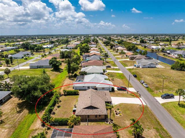 255 MARK TWAIN LANE, Rotonda West, FL 33947