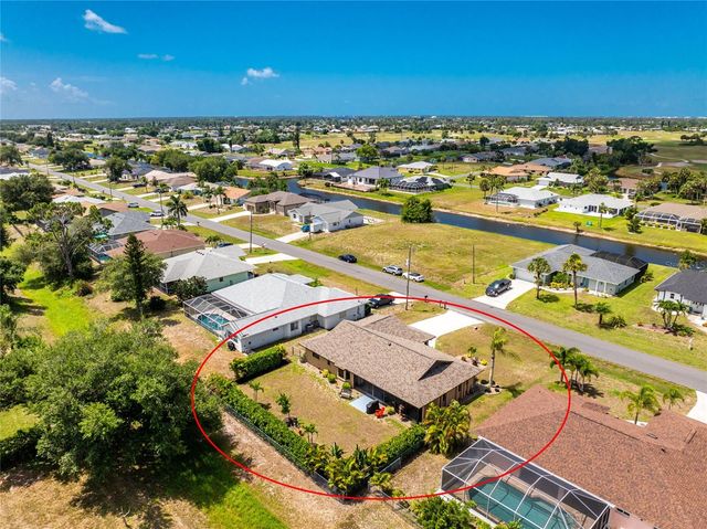 255 MARK TWAIN LANE, Rotonda West, FL 33947