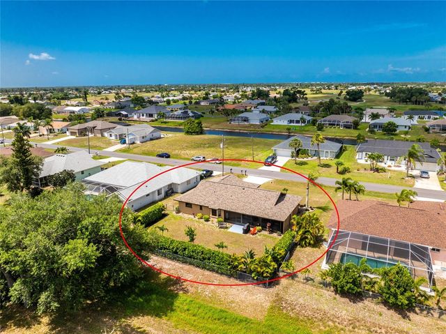 255 MARK TWAIN LANE, Rotonda West, FL 33947