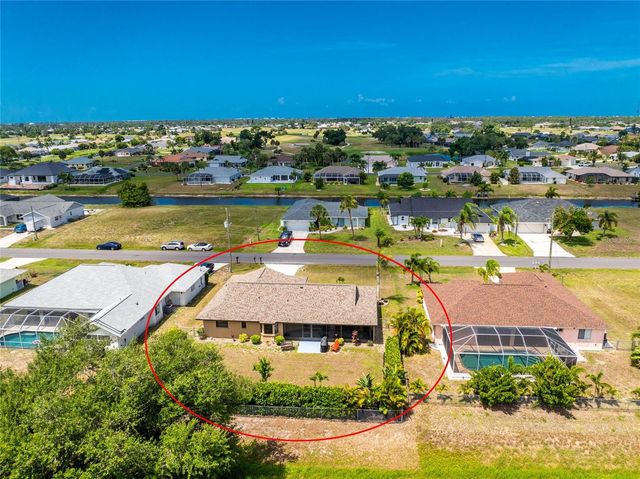 255 MARK TWAIN LANE, Rotonda West, FL 33947