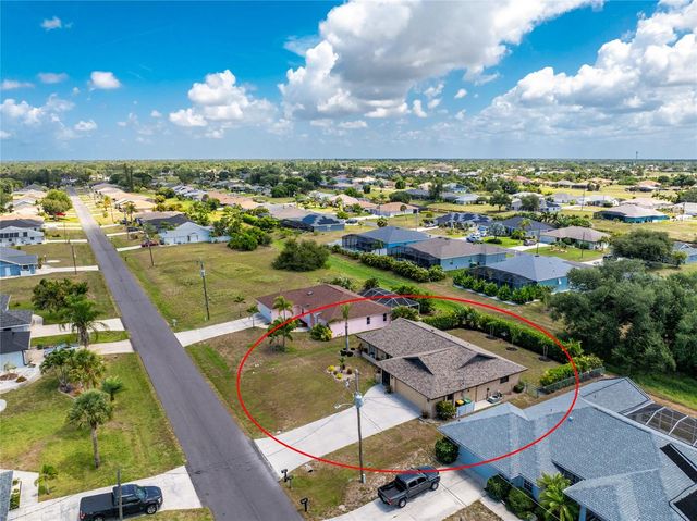 255 MARK TWAIN LANE, Rotonda West, FL 33947