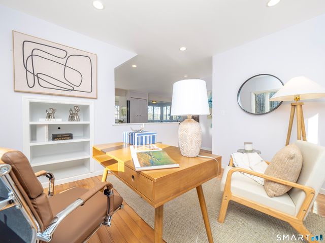 15 Lookout Drive, Ridgefield, CT 06877