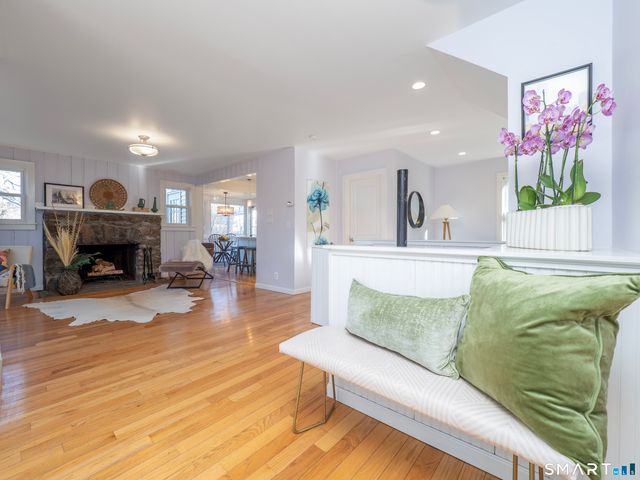 15 Lookout Drive, Ridgefield, CT 06877