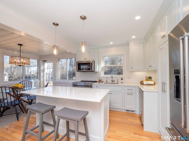 15 Lookout Drive, Ridgefield, CT 06877