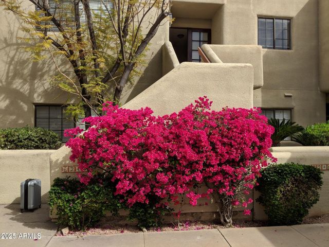 6244 N 30TH Place, Phoenix, AZ 85016