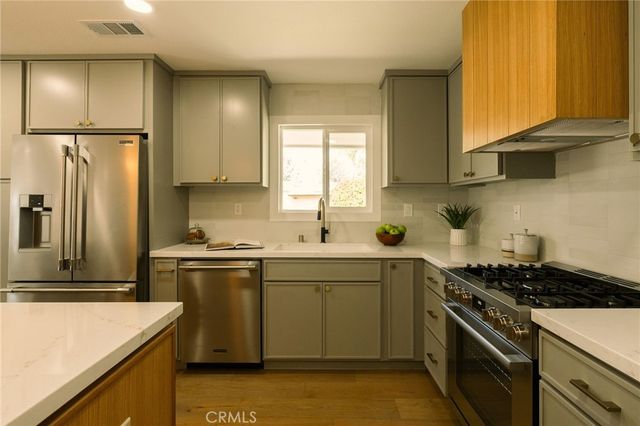 2050 Josie Avenue, Long Beach, CA 90815