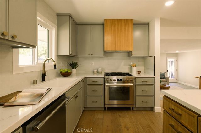 2050 Josie Avenue, Long Beach, CA 90815