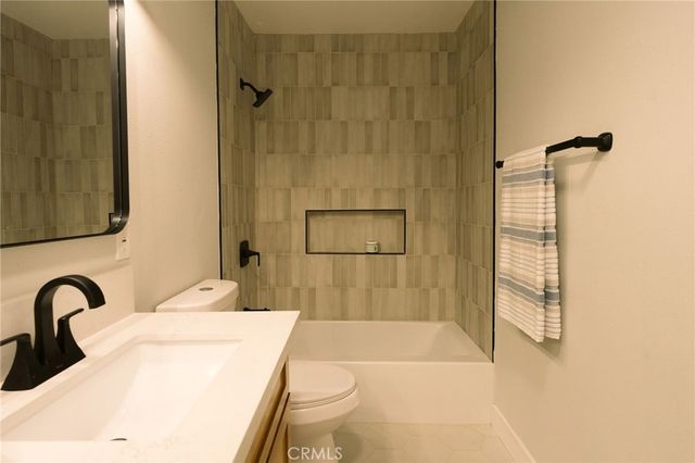 2050 Josie Avenue, Long Beach, CA 90815