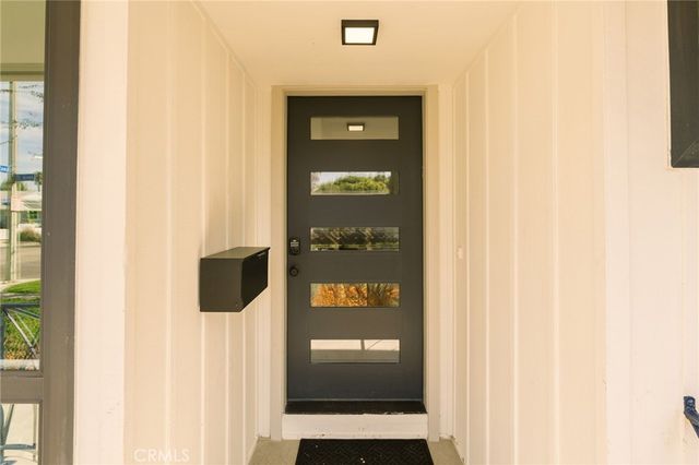 2050 Josie Avenue, Long Beach, CA 90815