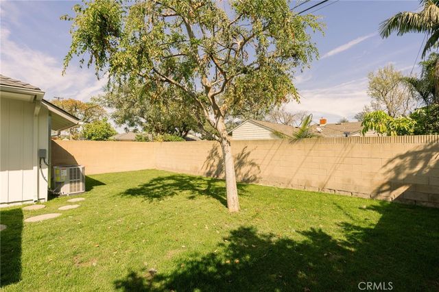 2050 Josie Avenue, Long Beach, CA 90815