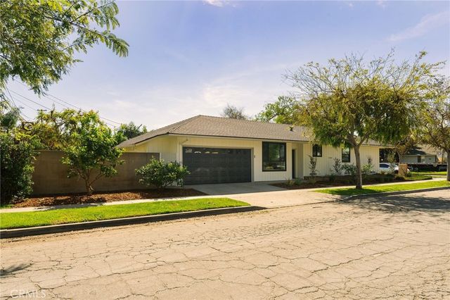 2050 Josie Avenue, Long Beach, CA 90815