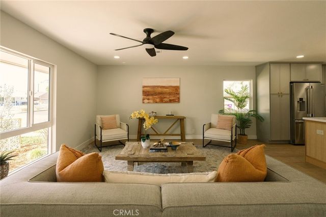 2050 Josie Avenue, Long Beach, CA 90815