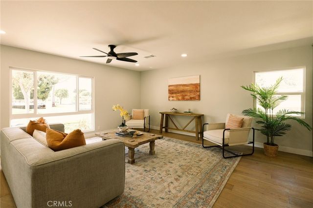 2050 Josie Avenue, Long Beach, CA 90815