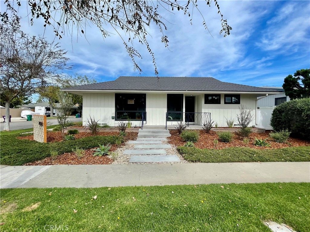 2050 Josie Avenue, Long Beach, CA 90815
