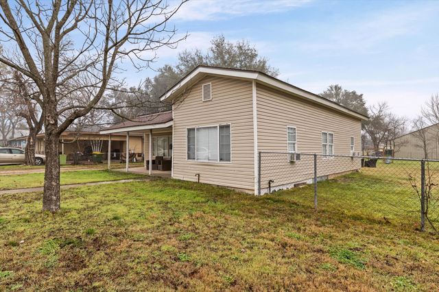 518 Clark, Marlin, TX 76661