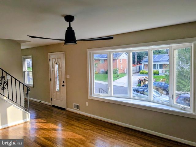 4707 MANGUM RD, College Park, MD 20740