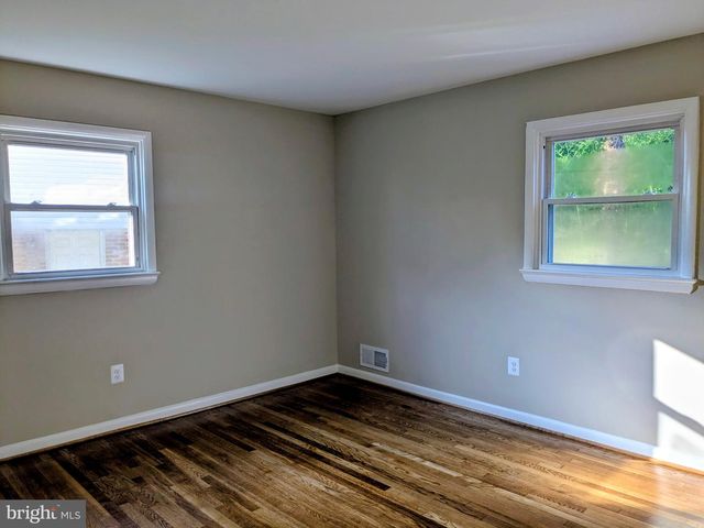 4707 MANGUM RD, College Park, MD 20740