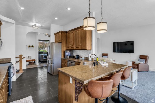2016 N NUTTALL DR, Lehi, UT 84043