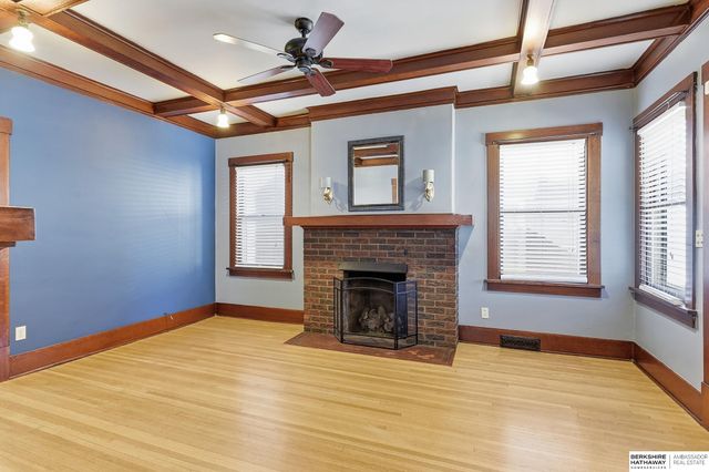 6528 Florence Boulevard, Omaha, NE 68112