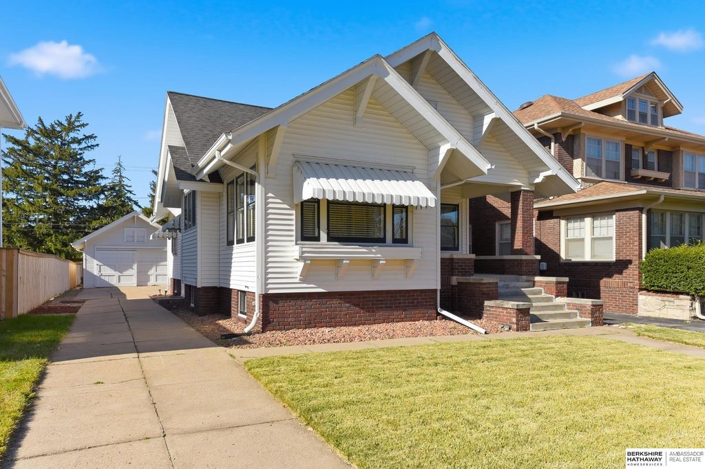 6528 Florence Boulevard, Omaha, NE 68112