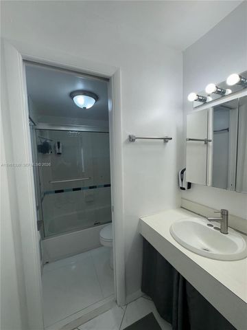 3642 NE 171st St 203, North Miami Beach, FL 33160