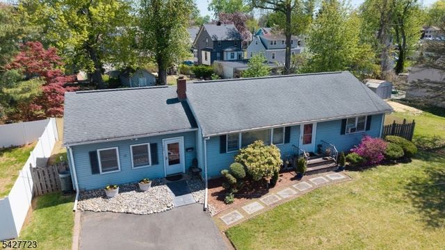 126 Jay Pl, Middlesex Boro, NJ 08846